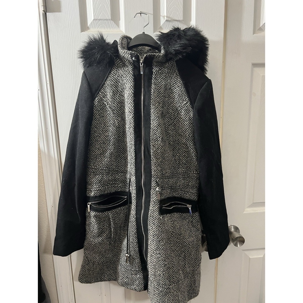 Laundry by Shelli Segal Women's Long Sleeve Audrey Herringbone Wool-Blend Coat L
